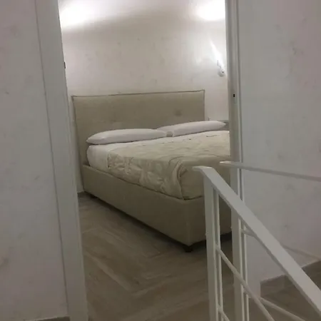 Holiday home Piedigrotta 57